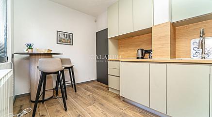 Modern two-bedroom apartment next to the National Palace of Culture, Center
