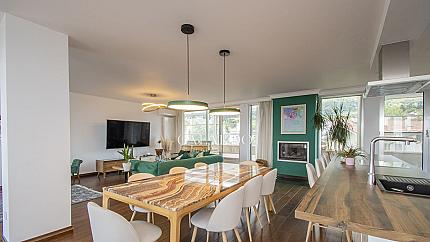 Premium Penthouse with Private Spa Terraces