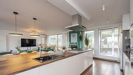 Premium Penthouse with Private Spa Terraces