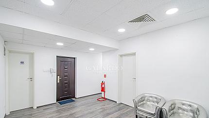 Galardo Real estate предлага за продажба четиристаен апартамент в центъра .
