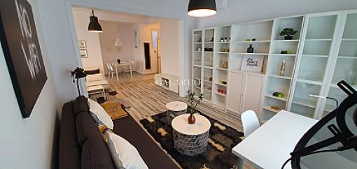 Spacious one bedroom apartment near the National Palace of Culture