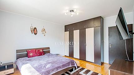 Тристаен апартамент с три тераси в кв. Витоша