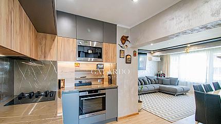 Two-bedroom apartment in the Vitosha District