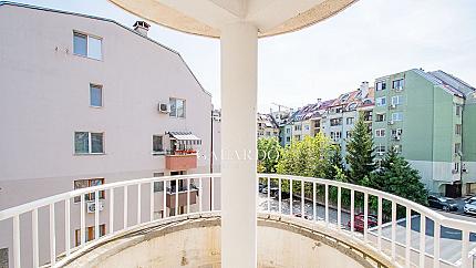 Two-bedroom apartment in the Vitosha District