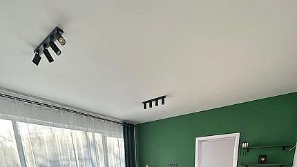 Уютен двустаен апартамент в кв. Надежда 4