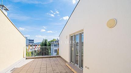 House with four bedrooms, office, sauna, and large terrace in Sofia