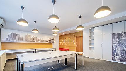 Модерен офис под наем с open space зона, кабинет и конферентна зала