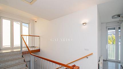 House with four bedrooms, office, sauna, and large terrace in Sofia