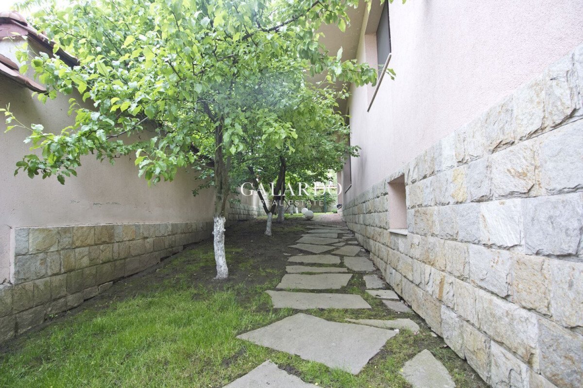 Lovely family house with a top location in Bankya