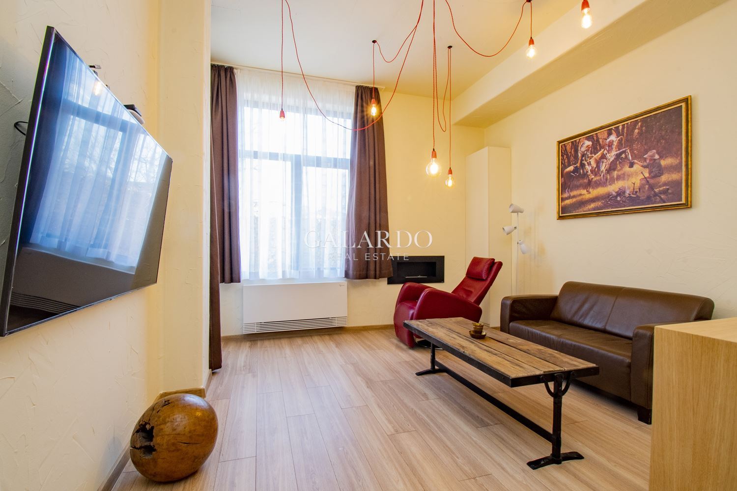 Amazing designer one bedroom apartment in Gorublyane