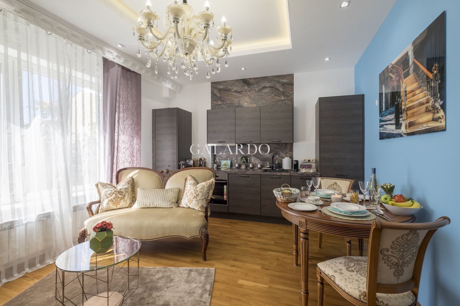 Stylish apartment on National Assembly Square