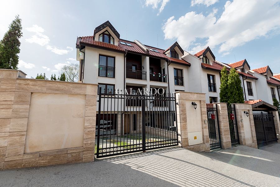 Stylishly finished house in a gated complex in Simeonovo