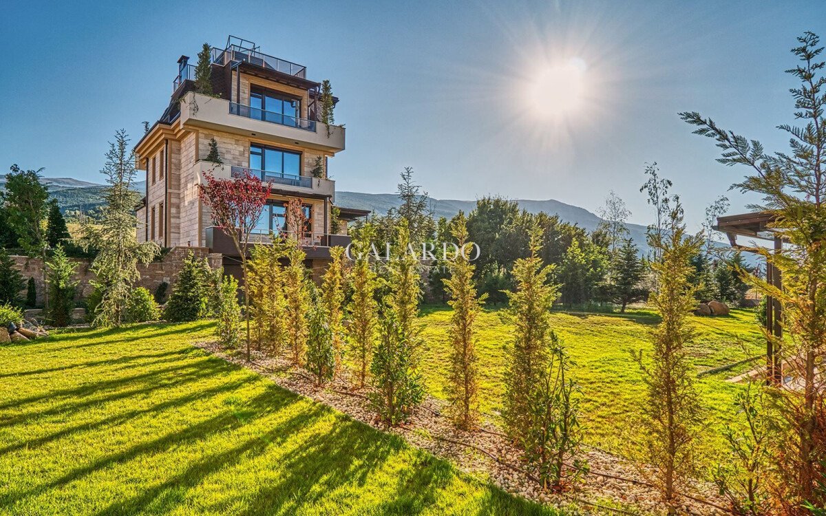 Еднофамилни къщи с прекрасна панорама в Малинова долина